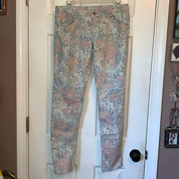 Delia floral skinny stretchy jeans size 9/10 - Picture 1 of 12